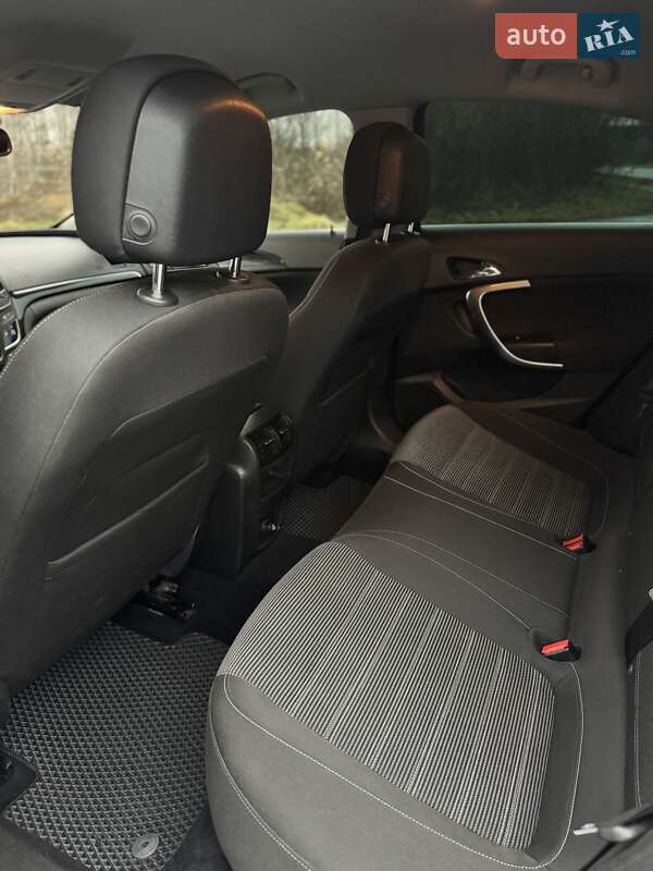 Лифтбек Opel Insignia 2014 в Львове