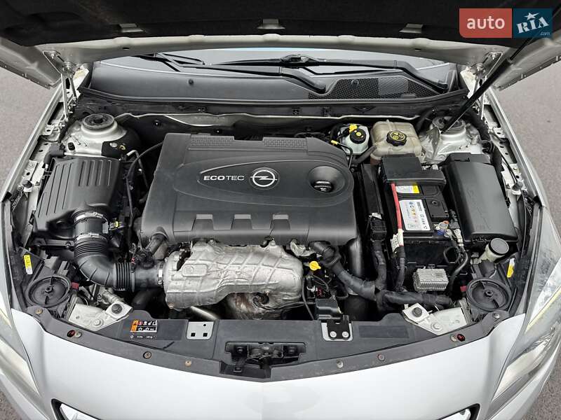 Лифтбек Opel Insignia 2014 в Львове