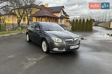 Универсал Opel Insignia 2011 в Брошневе-Осаде