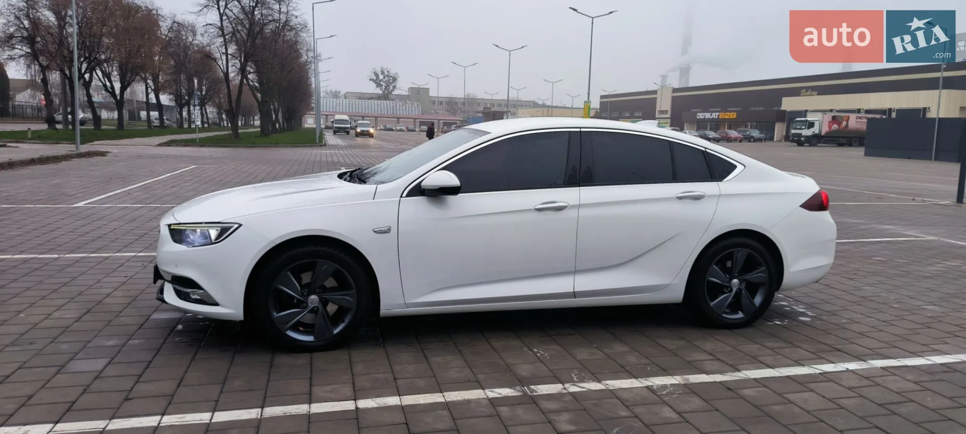 2017 Opel Insignia - мініатюра 5
