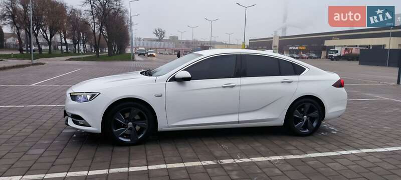 Лифтбек Opel Insignia 2017 в Черкассах