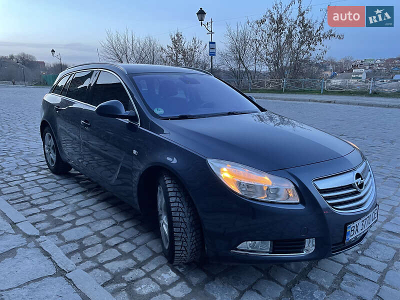 Универсал Opel Insignia 2011 в Каменец-Подольском