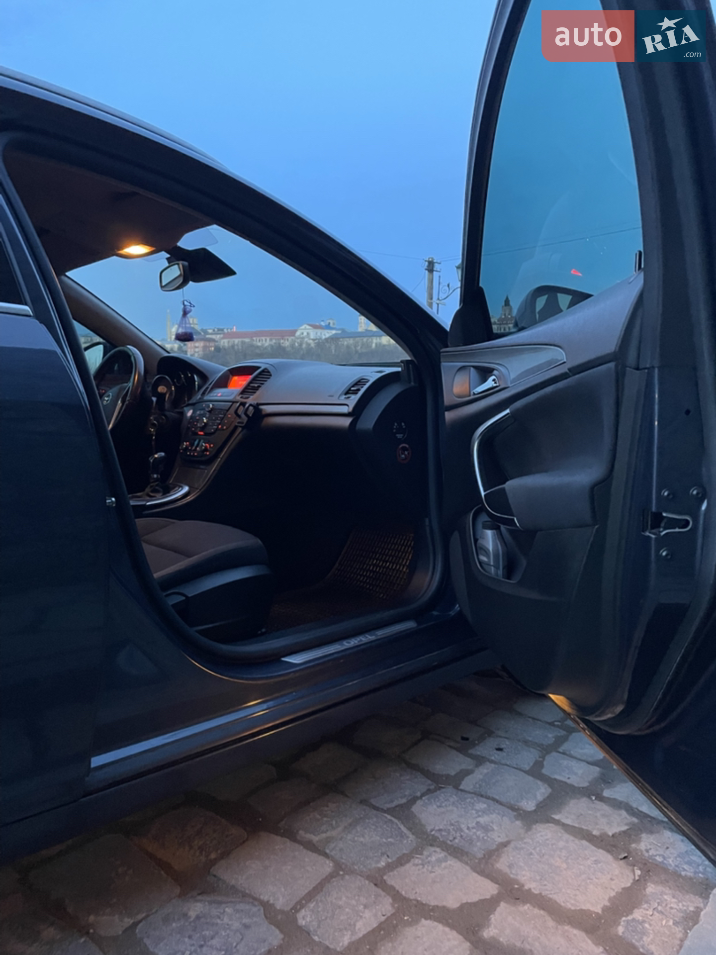 2011 Opel Insignia - мініатюра 16