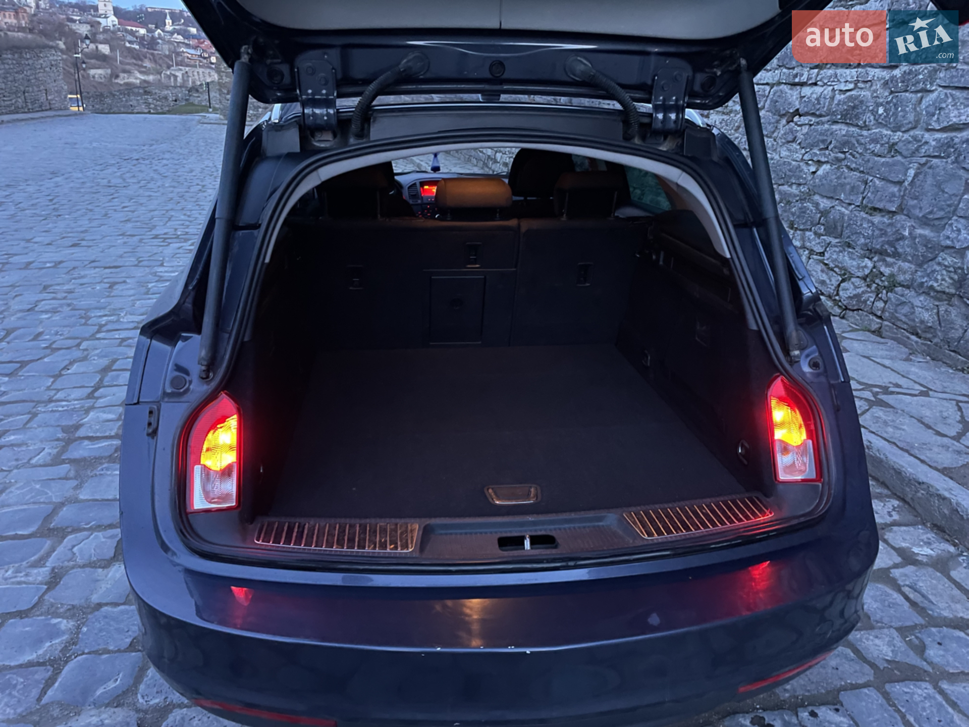 2011 Opel Insignia - мініатюра 15