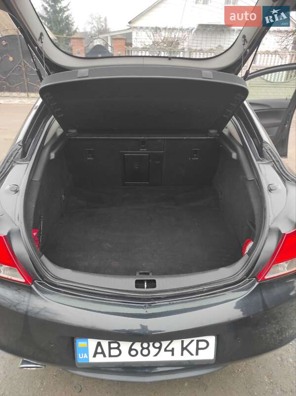 Ліфтбек Opel Insignia 2010 в Вінниці