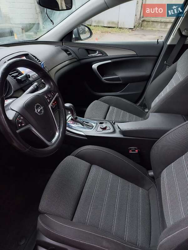 Універсал Opel Insignia 2013 в Києві