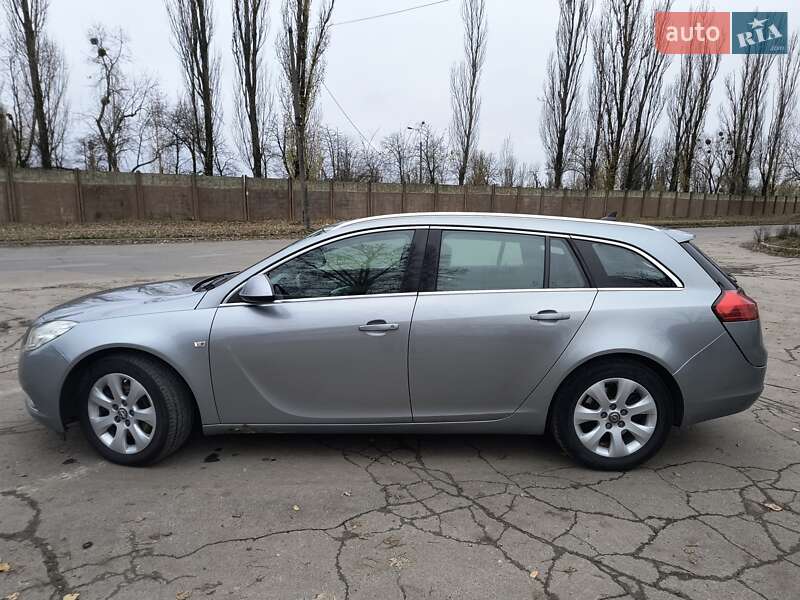 Універсал Opel Insignia 2013 в Києві