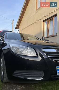 Універсал Opel Insignia 2012 в Долині