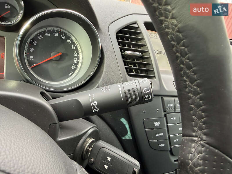 Універсал Opel Insignia 2009 в Борисполі