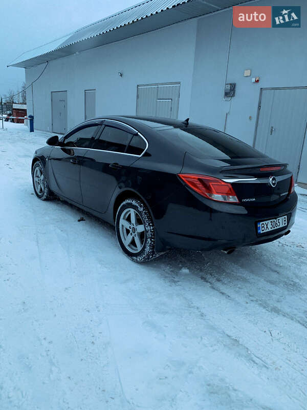 Ліфтбек Opel Insignia 2012 в Нетішині