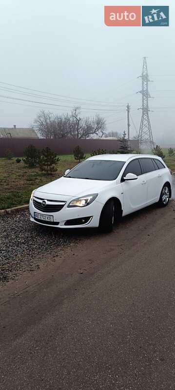 Універсал Opel Insignia 2016 в Дніпрі