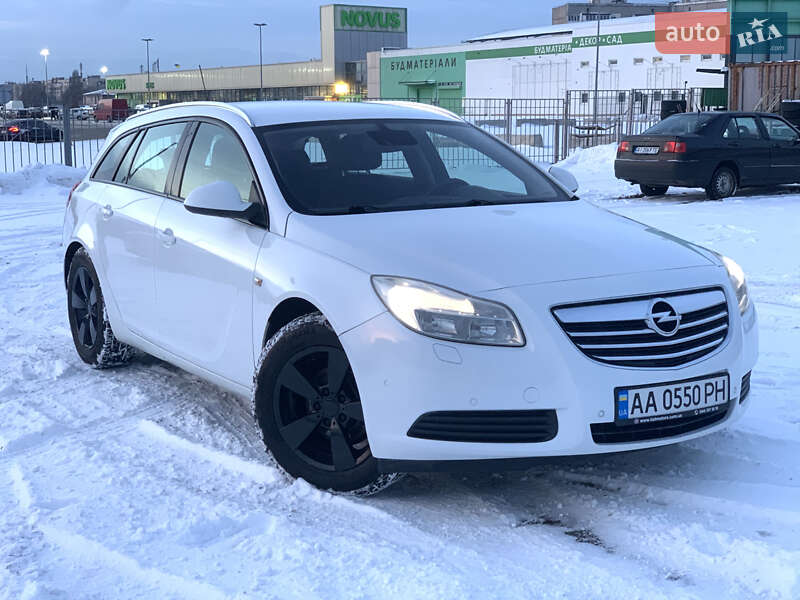 Універсал Opel Insignia 2012 в Києві
