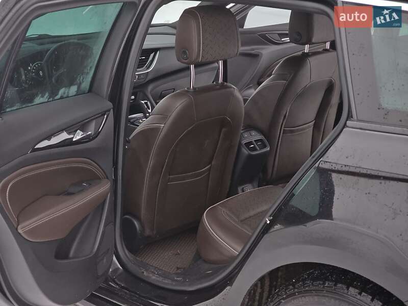 Универсал Opel Insignia 2017 в Киеве