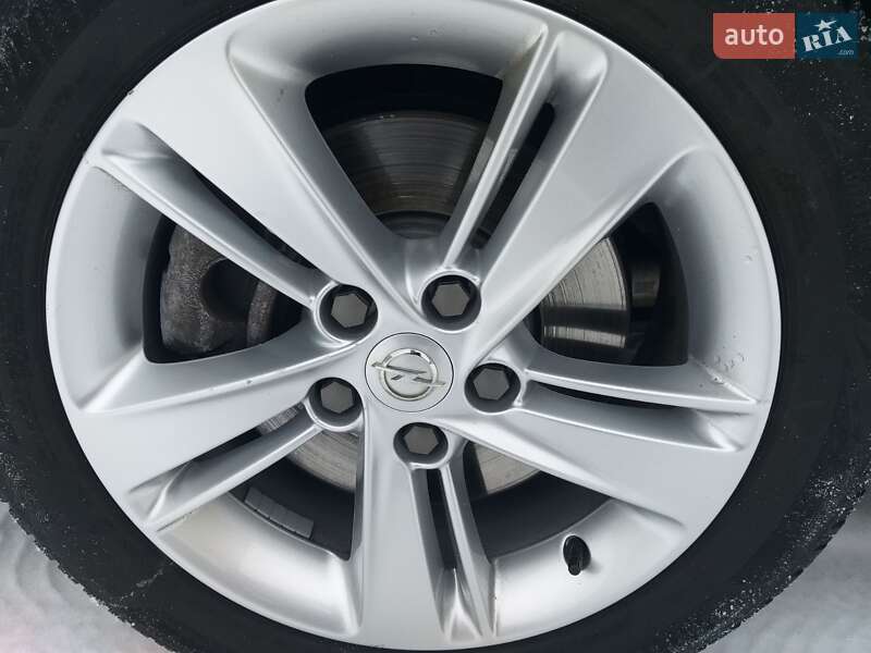 Универсал Opel Insignia 2017 в Бердичеве фото 11 Универсал Opel Insignia 2017 в Бердичеве