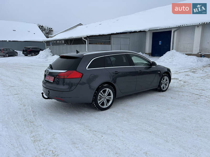Универсал Opel Insignia 2011 в Бродах