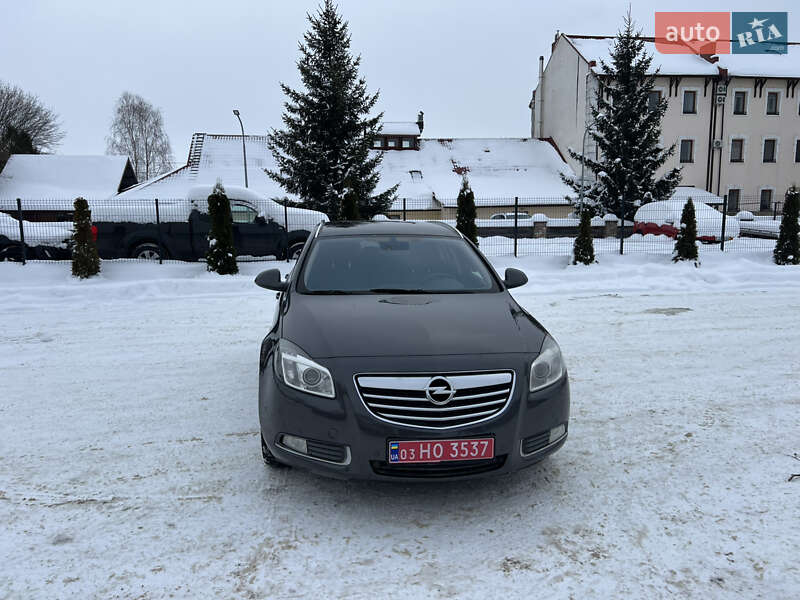 Универсал Opel Insignia 2011 в Бродах