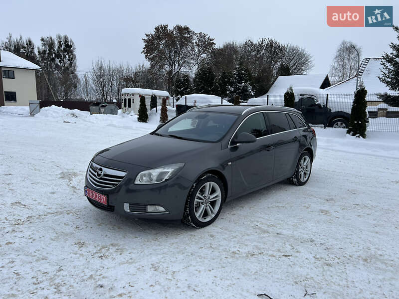 Универсал Opel Insignia 2011 в Бродах