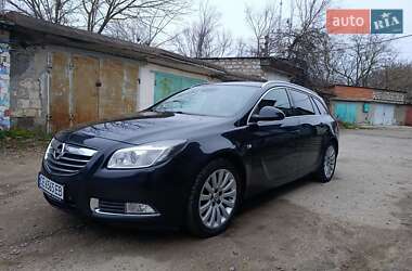 Универсал Opel Insignia 2012 в Новоднестровске