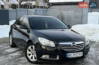 Седан Opel Insignia 2010 в Трускавці