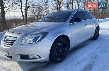 Ліфтбек Opel Insignia 2010 в Городку