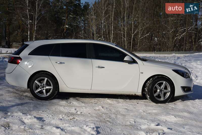 Универсал Opel Insignia 2015 в Коростышеве