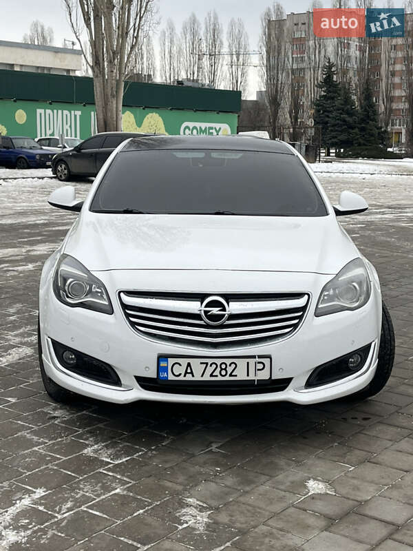 Лифтбек Opel Insignia 2015 в Черкассах