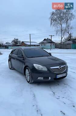 Универсал Opel Insignia 2010 в Краснокутске
