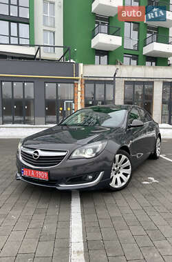 Седан Opel Insignia 2016 в Львове