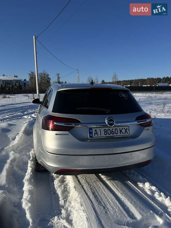 Универсал Opel Insignia 2014 в Киеве