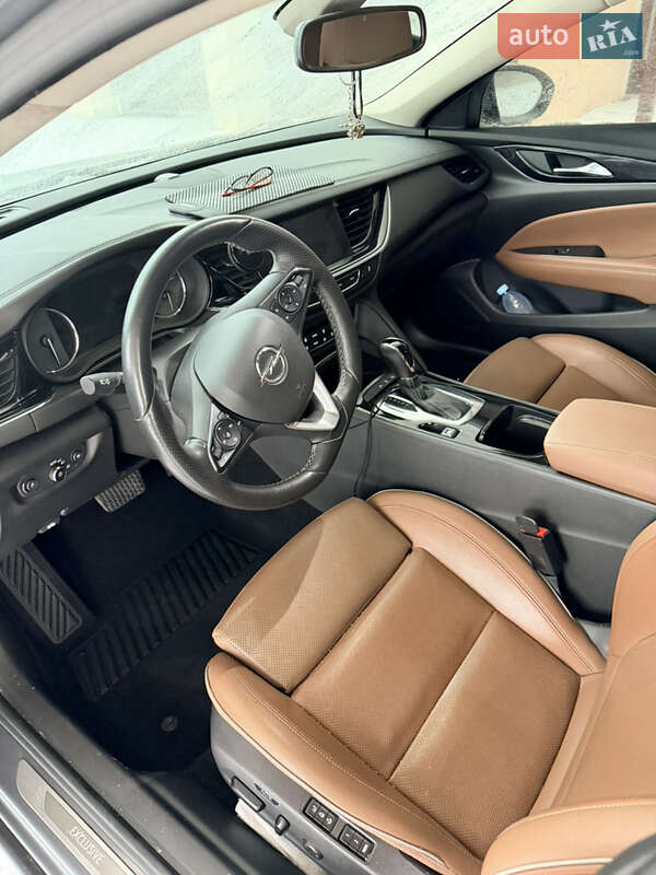 Седан Opel Insignia 2019 в Киеве