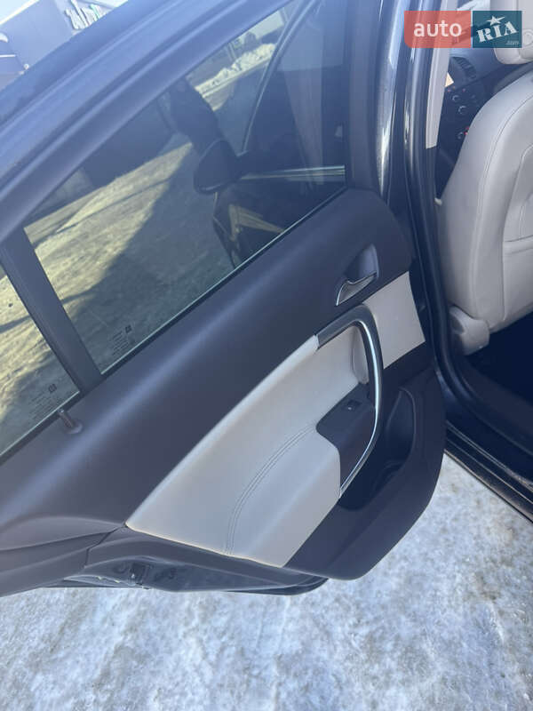 Лифтбек Opel Insignia 2011 в Львове фото 19 Лифтбек Opel Insignia 2011 в Львове