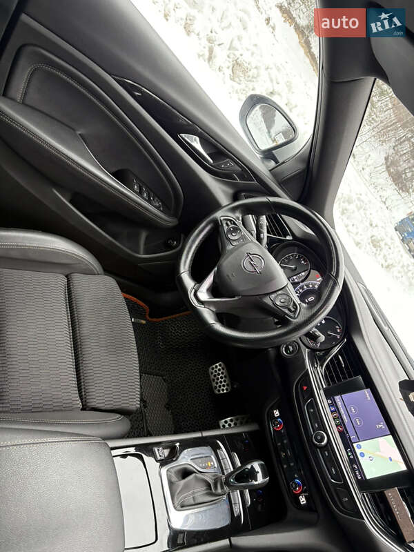 Универсал Opel Insignia 2018 в Бережанах фото 42 Универсал Opel Insignia 2018 в Бережанах