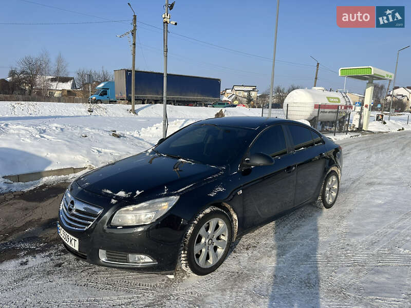 Седан Opel Insignia 2013 в Владимире