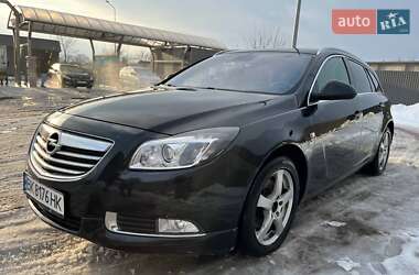 Универсал Opel Insignia 2011 в Сарнах