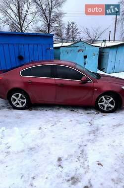 Седан Opel Insignia 2010 в Кременчуге