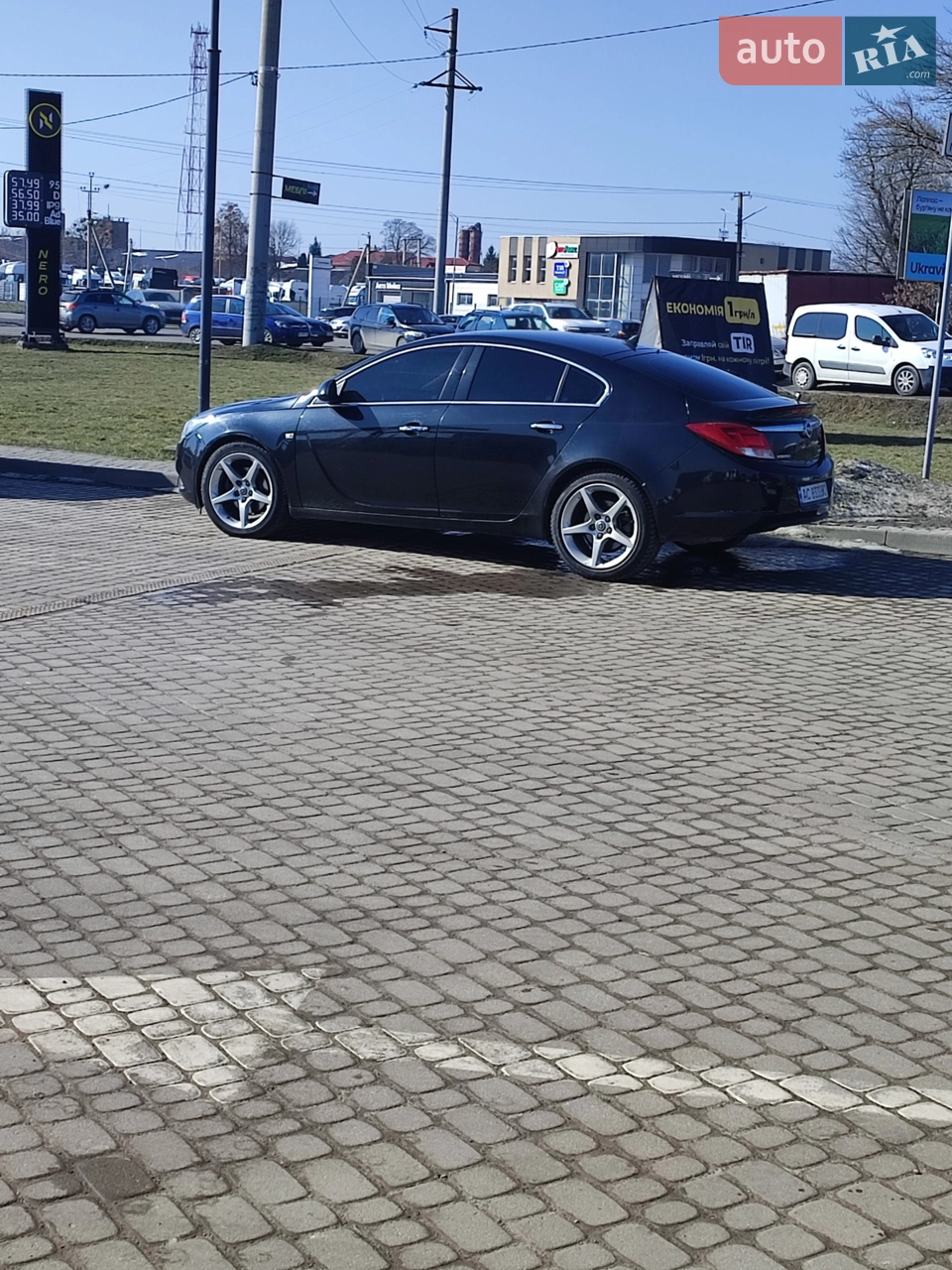 2010 Opel Insignia - мініатюра 14