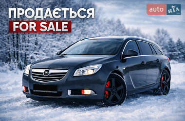 Универсал Opel Insignia 2012 в Киеве