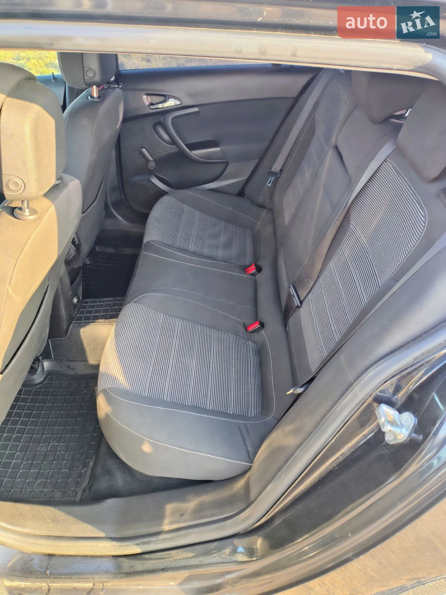 2013 Opel Insignia - мініатюра 27