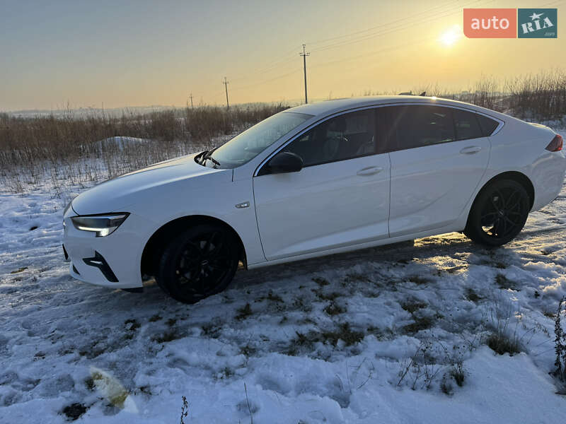 Лифтбек Opel Insignia 2021 в Хмельницком