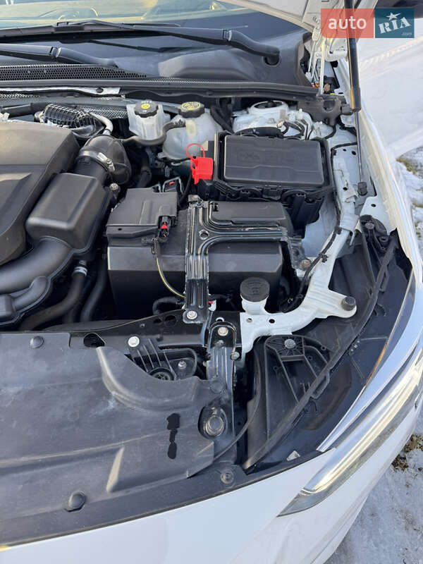 Лифтбек Opel Insignia 2021 в Хмельницком