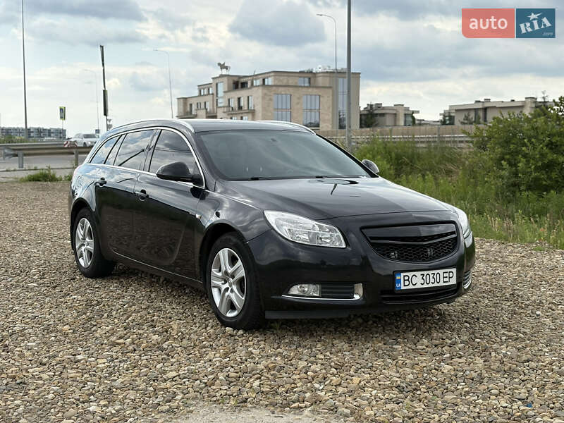 Універсал Opel Insignia 2013 в Львові