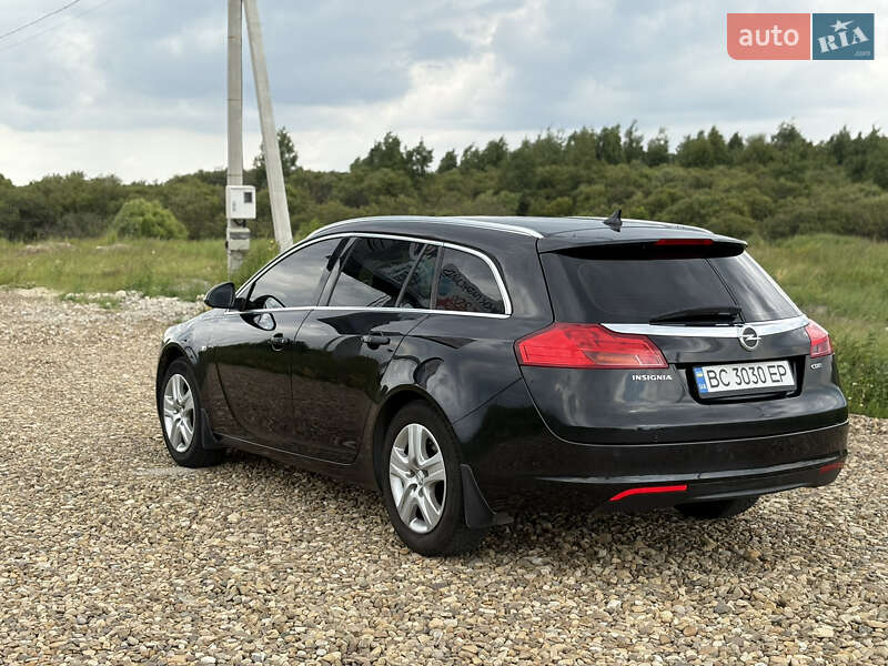 Універсал Opel Insignia 2013 в Львові