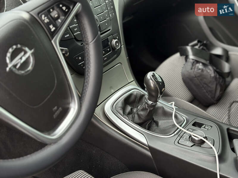 Універсал Opel Insignia 2013 в Львові