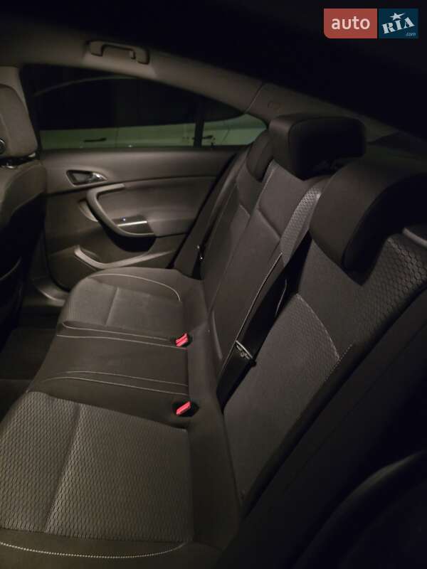 Седан Opel Insignia 2017 в Киеве