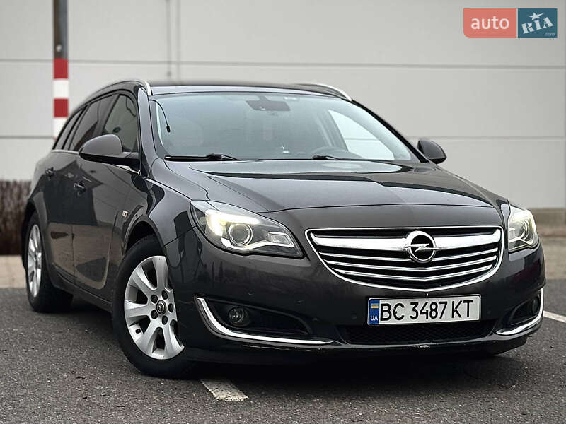 Универсал Opel Insignia 2015 в Самборе