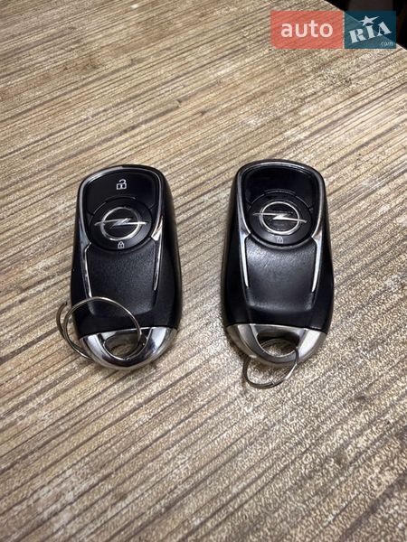 Универсал Opel Insignia 2018 в Ивано-Франковске