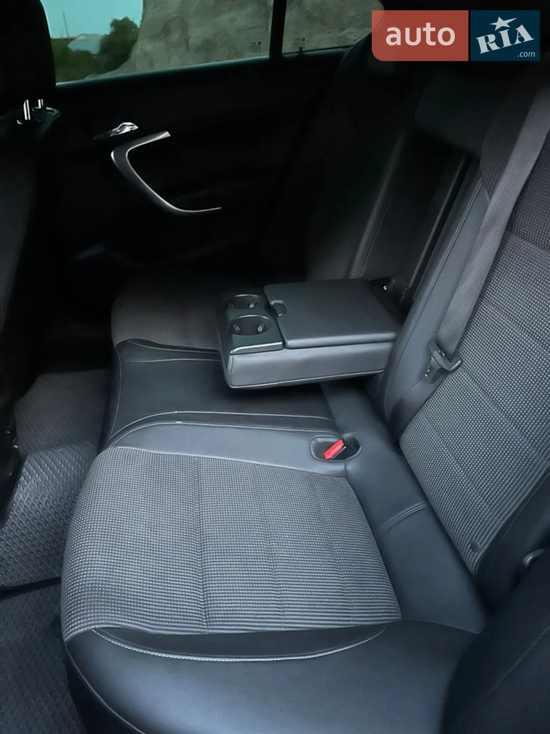 2012 Opel Insignia - мініатюра 6