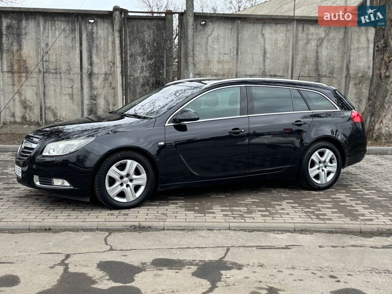 Универсал Opel Insignia 2009 в Лубнах
