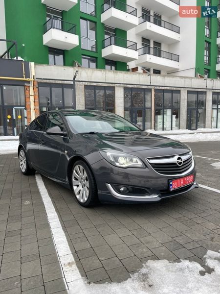 Седан Opel Insignia 2016 в Львове