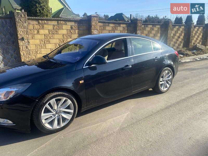 Универсал Opel Insignia 2013 в Луцке